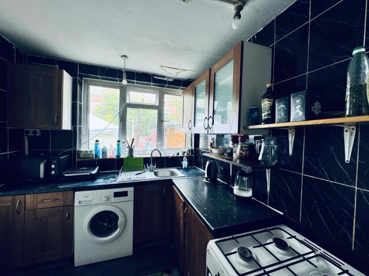 Whitechapel Lindley House R2 Gasthof *